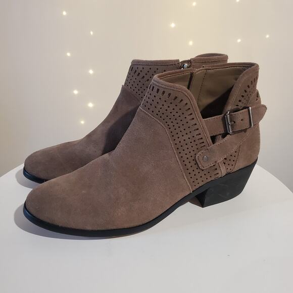 Vince Camuto Pralata Brown Suede Leather Buckle Zip Ankle Booties Womens Size 9M - Picture 1 of 12